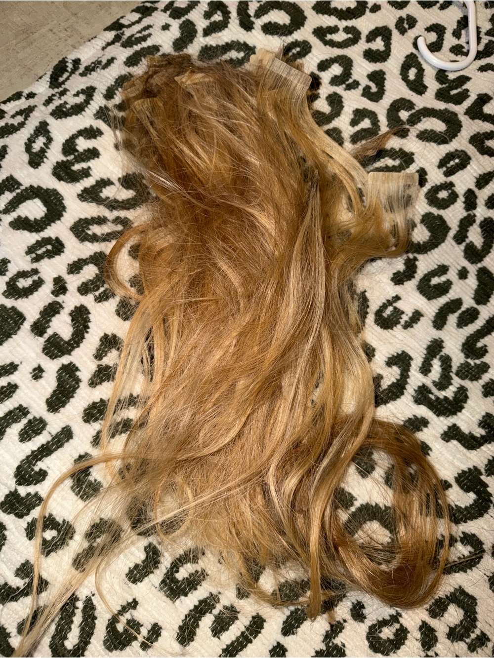 Bellami Blonde tape Hair Extension - Natural Light Blonde
